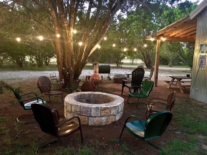 Appartamento #3 Wrangler~Bandera Tin Star~Bandera, Tx. Esterno foto